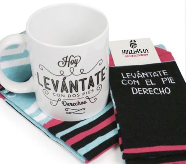 Caja Regalo Taza con medias personalizadas