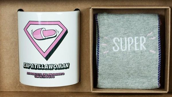 Caja Regalo Taza con medias personalizadas toda ocasion