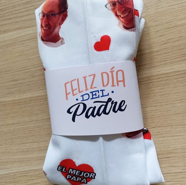 Caja Regalo Taza con medias personalizadas Dia del Padre