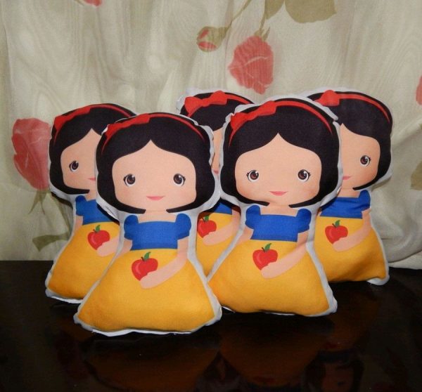 Peluches Juguetes de tela Blancanieves