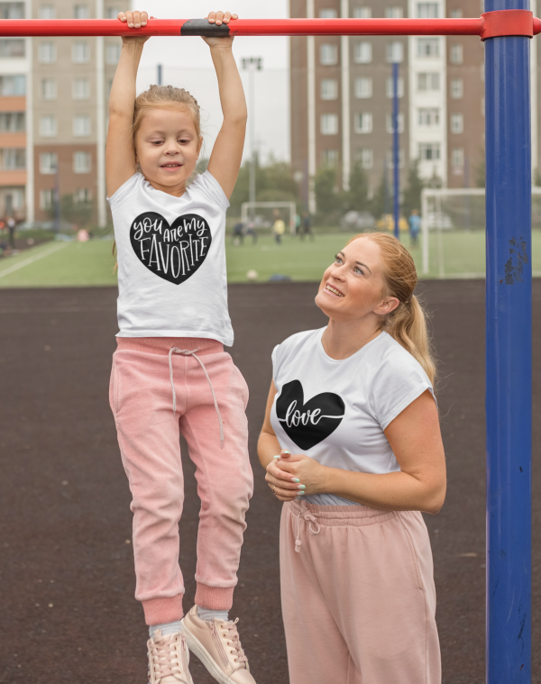 Camiseta mujer madre e hija Love corazon