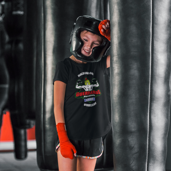 Indumentaria deportiva Boxeo niña camiseta y short